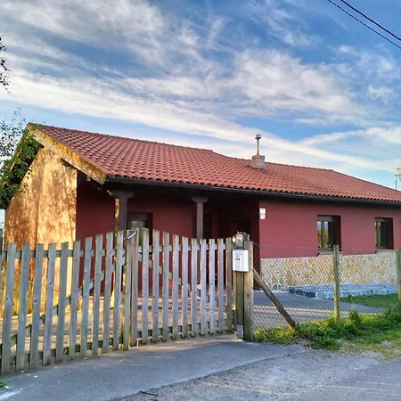La Casa De Nuria Casa de hóspedes Onís Exterior foto